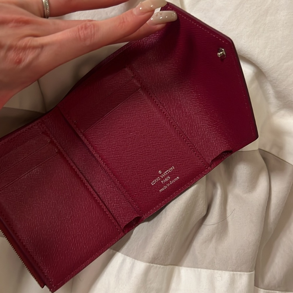 LV Compact Wallets -  NEW - Picture 8 of 10